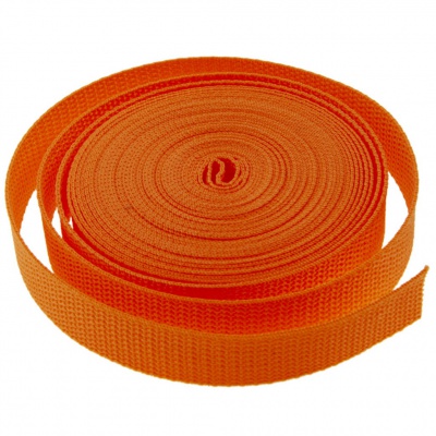 Стропа текстильная, шир. 25 мм (в нам. 50+/-1 ярд), цвет оранжевый - купить в Магадане. Цена: 409.94 руб.